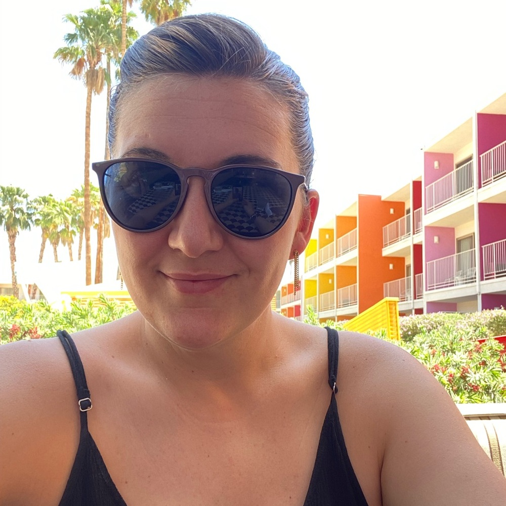 Meet your Posher, Kacey